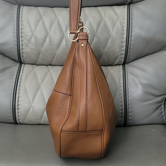 Coach Harley Hobo In Pebble Leather Gold/Brown F38259 - Picture 5 of 16